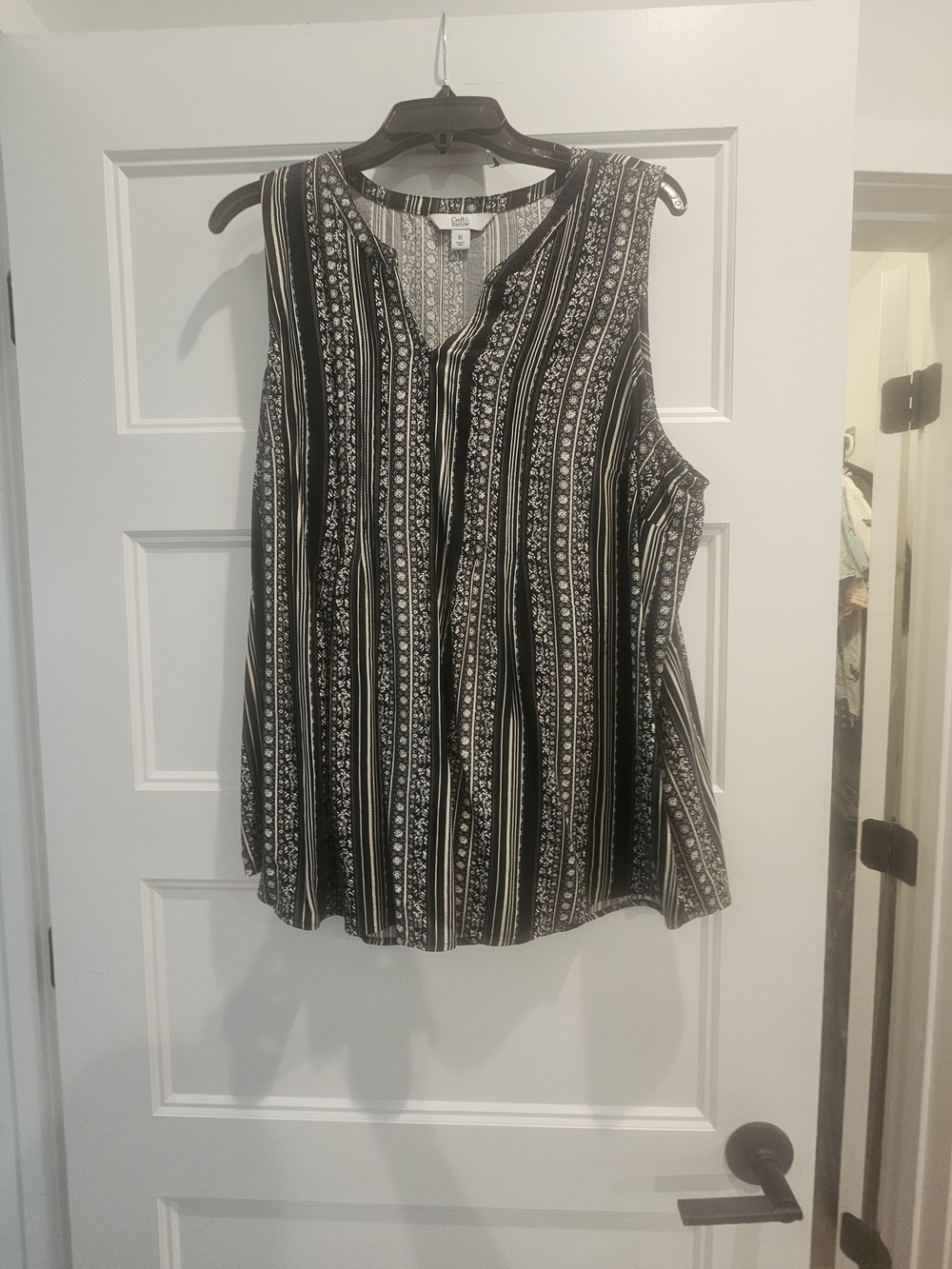 Croft & Barrow Women's Floral Print Blouse Black & White XL